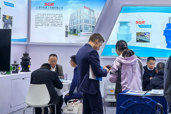 Bauma China 2024의 SGR 기어 박스